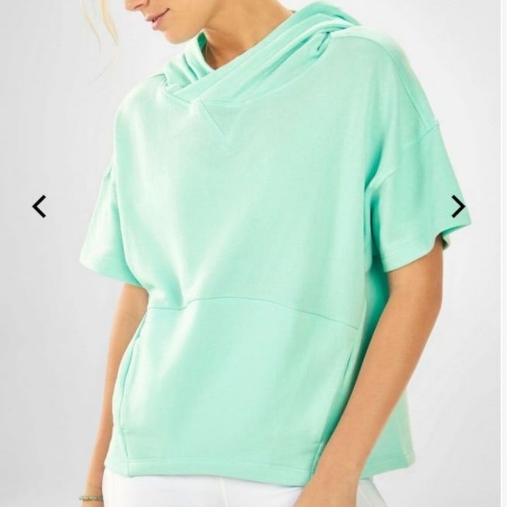 Fabletics Athletic Hoodie Short Sleeve Pullover Sweatshirt Women's